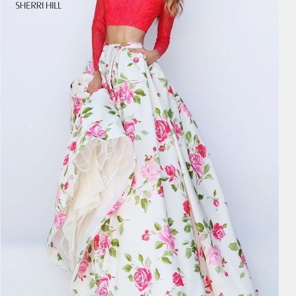 Sherri Hill prom dress - Picture 3 of 4